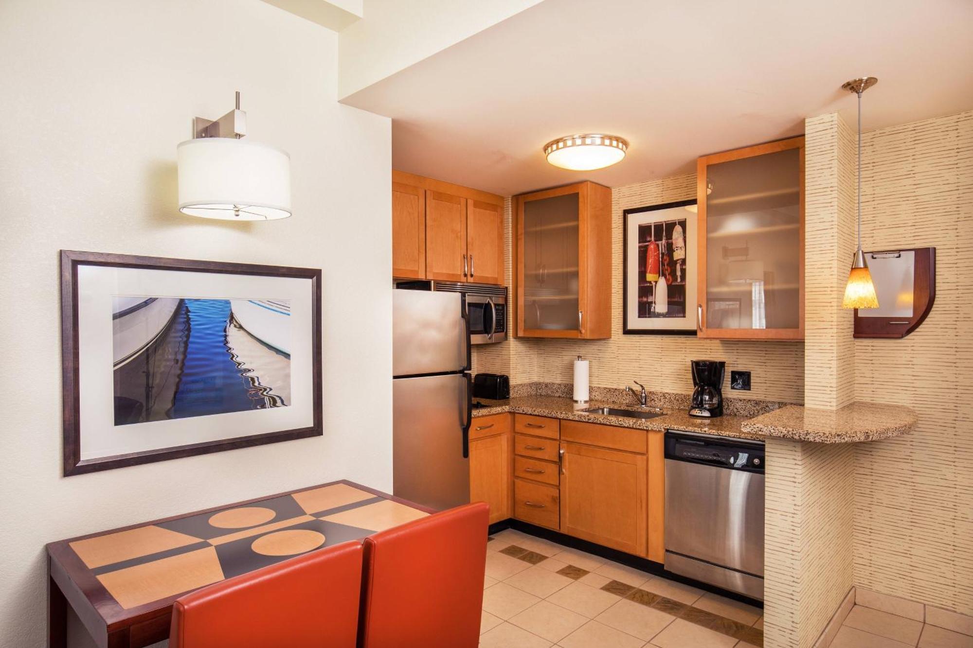 Residence Inn Portland Downtown Waterfront Экстерьер фото