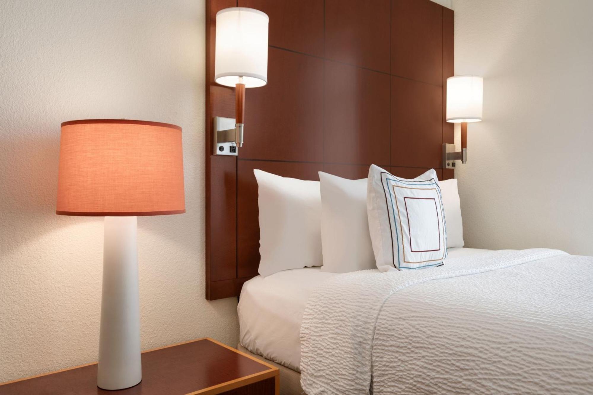 Residence Inn Portland Downtown Waterfront Экстерьер фото