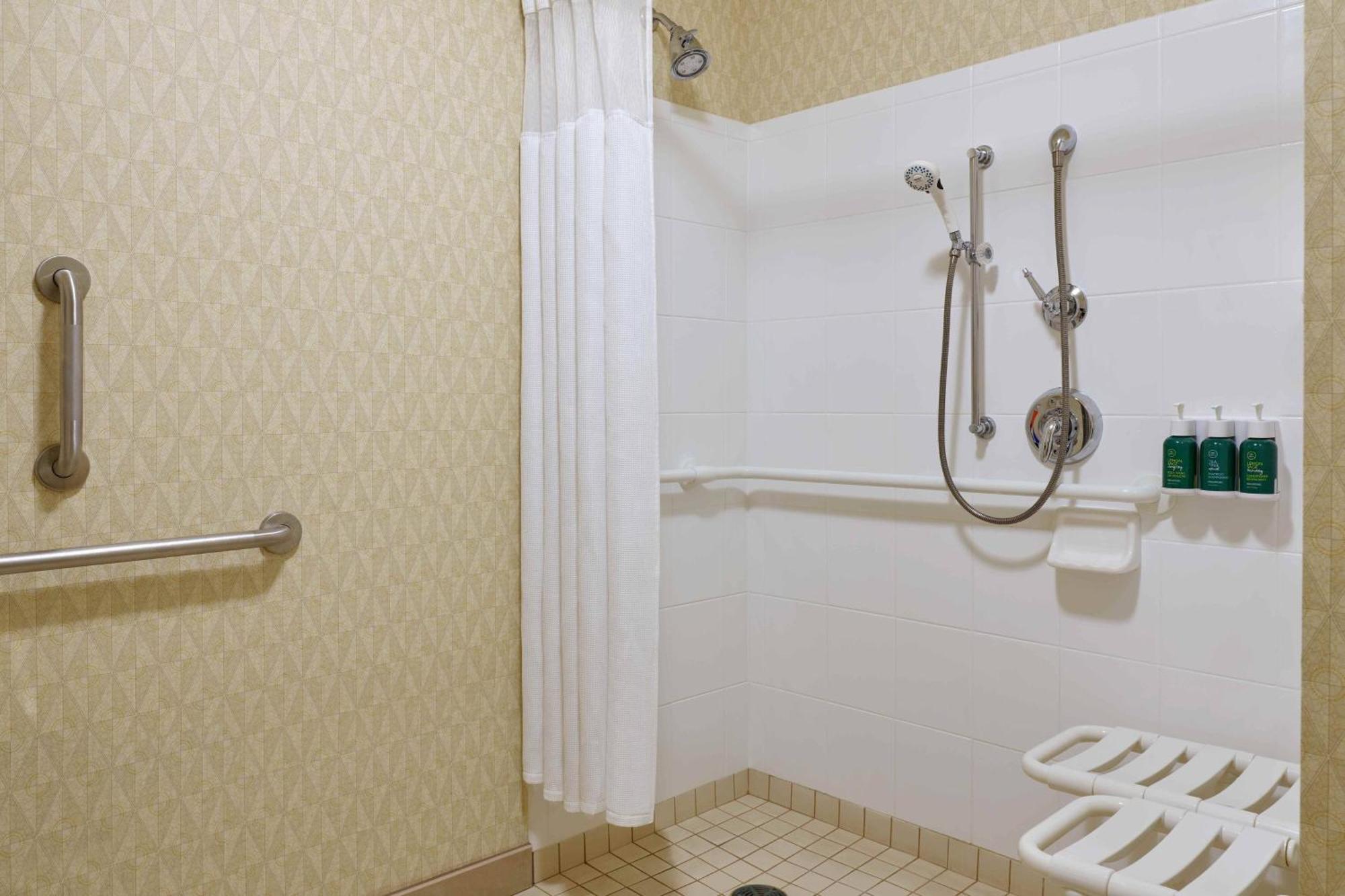 Residence Inn Portland Downtown Waterfront Экстерьер фото
